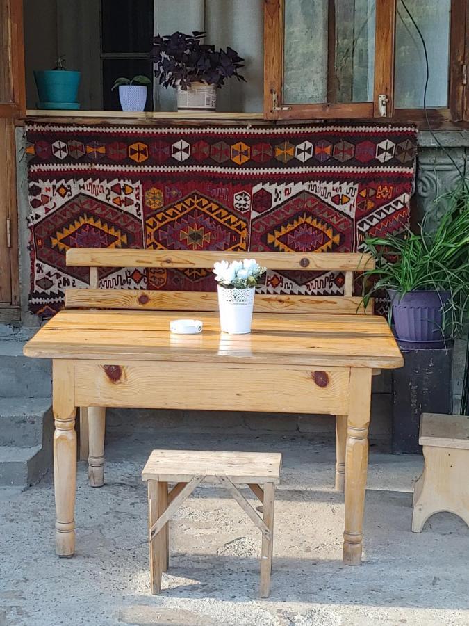 Ailama Guesthouse Mestia Zewnętrze zdjęcie