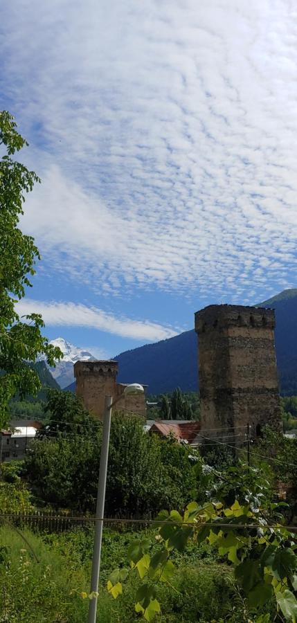 Ailama Guesthouse Mestia Zewnętrze zdjęcie