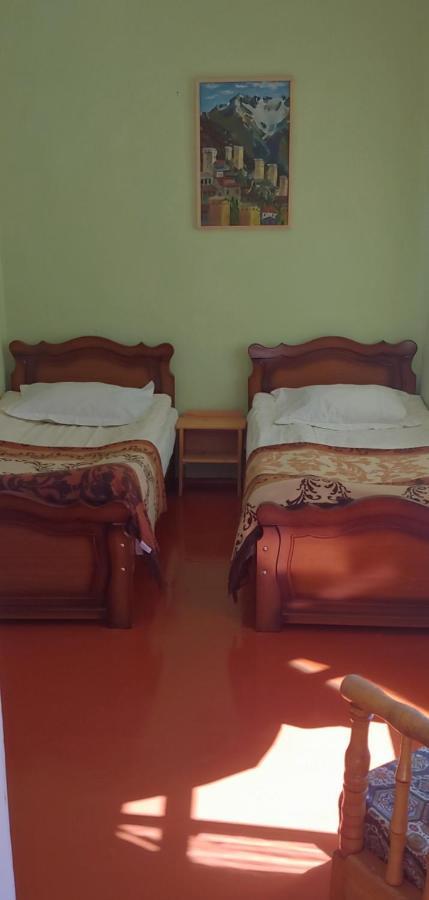 Ailama Guesthouse Mestia Zewnętrze zdjęcie