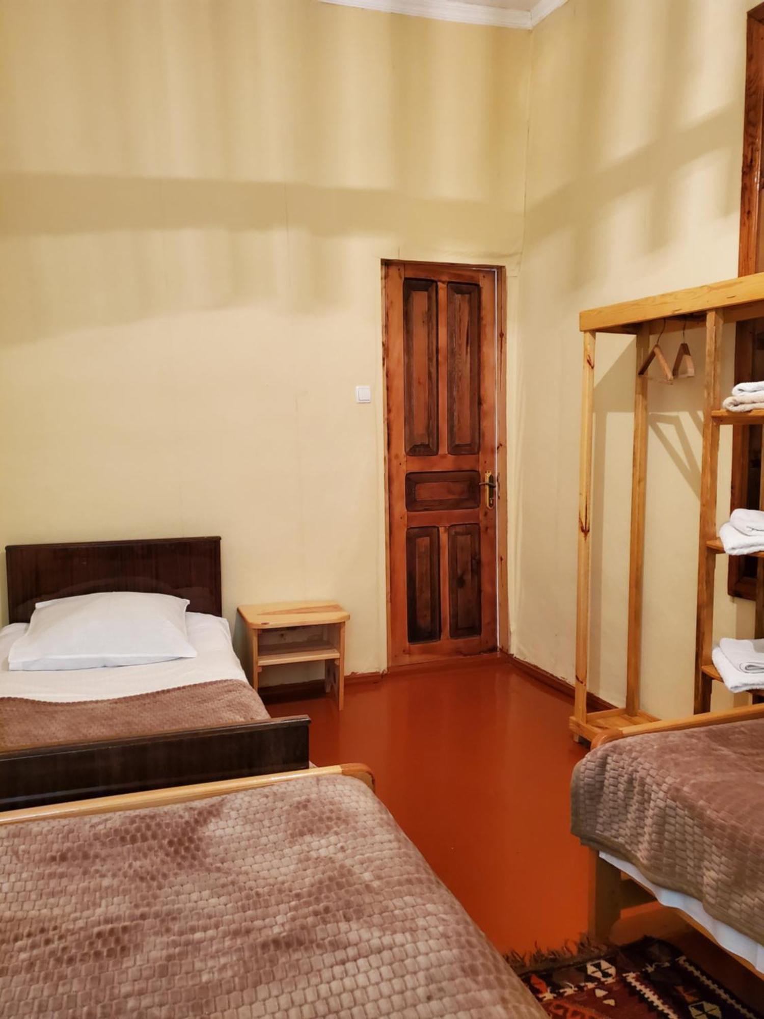 Ailama Guesthouse Mestia Pokój zdjęcie